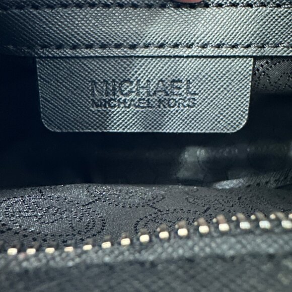 Michael Michael Kors Selma snakeskin print black leather crossbody medium bag - Picture 6 of 11